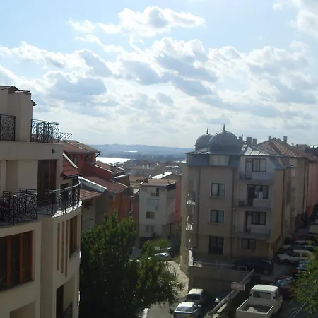Nick's In Sviati Vlas